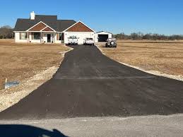 Best Fascia and Soffit Installation  in Fannett, TX